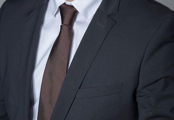 Proč nemusí být finanční produkt pořízený na internetu levnější?